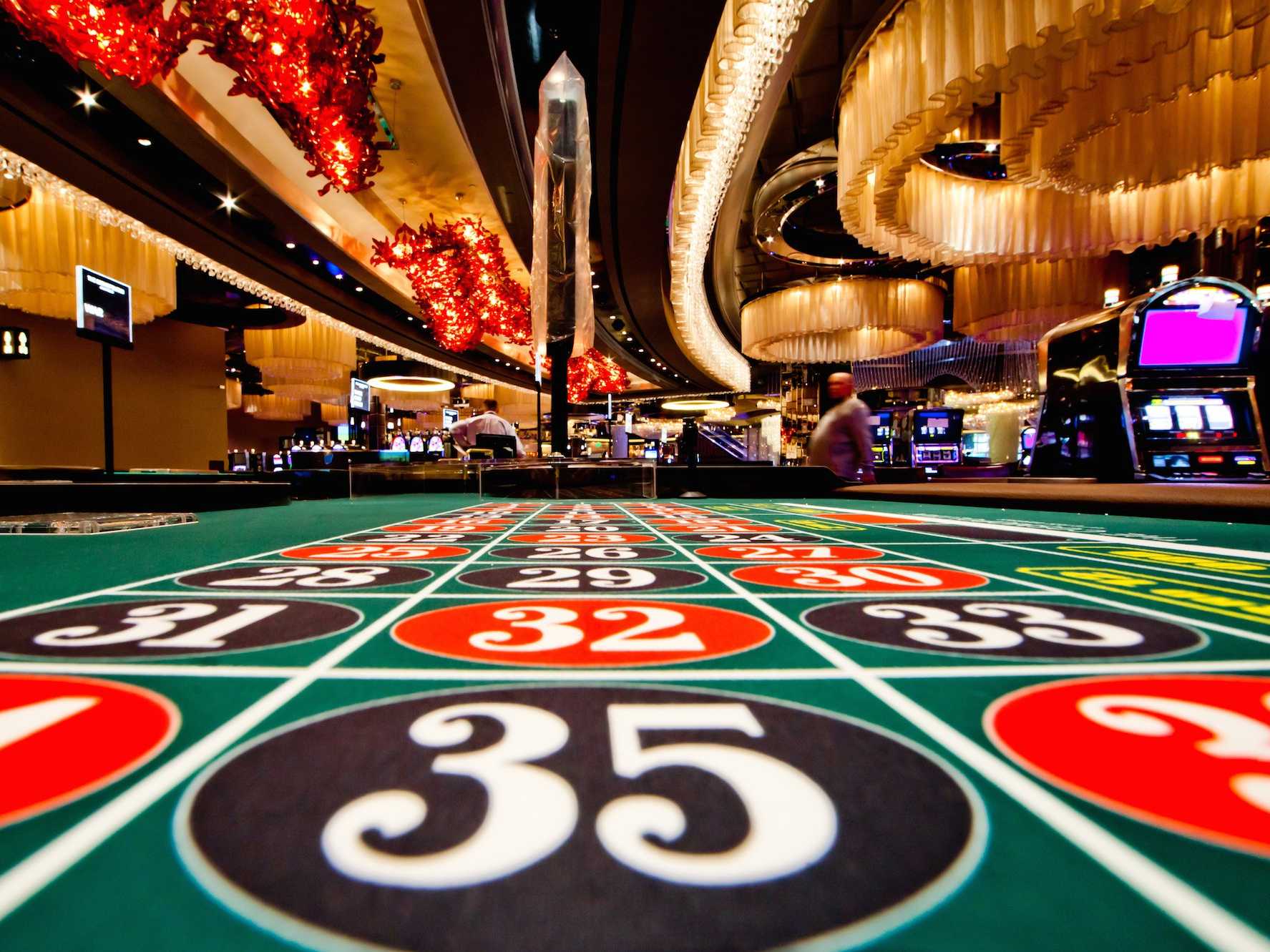 Kazanma Algoritması: Poker Masa Stratejileri